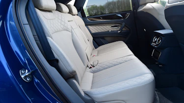 Bentley Bentayga - rear seats