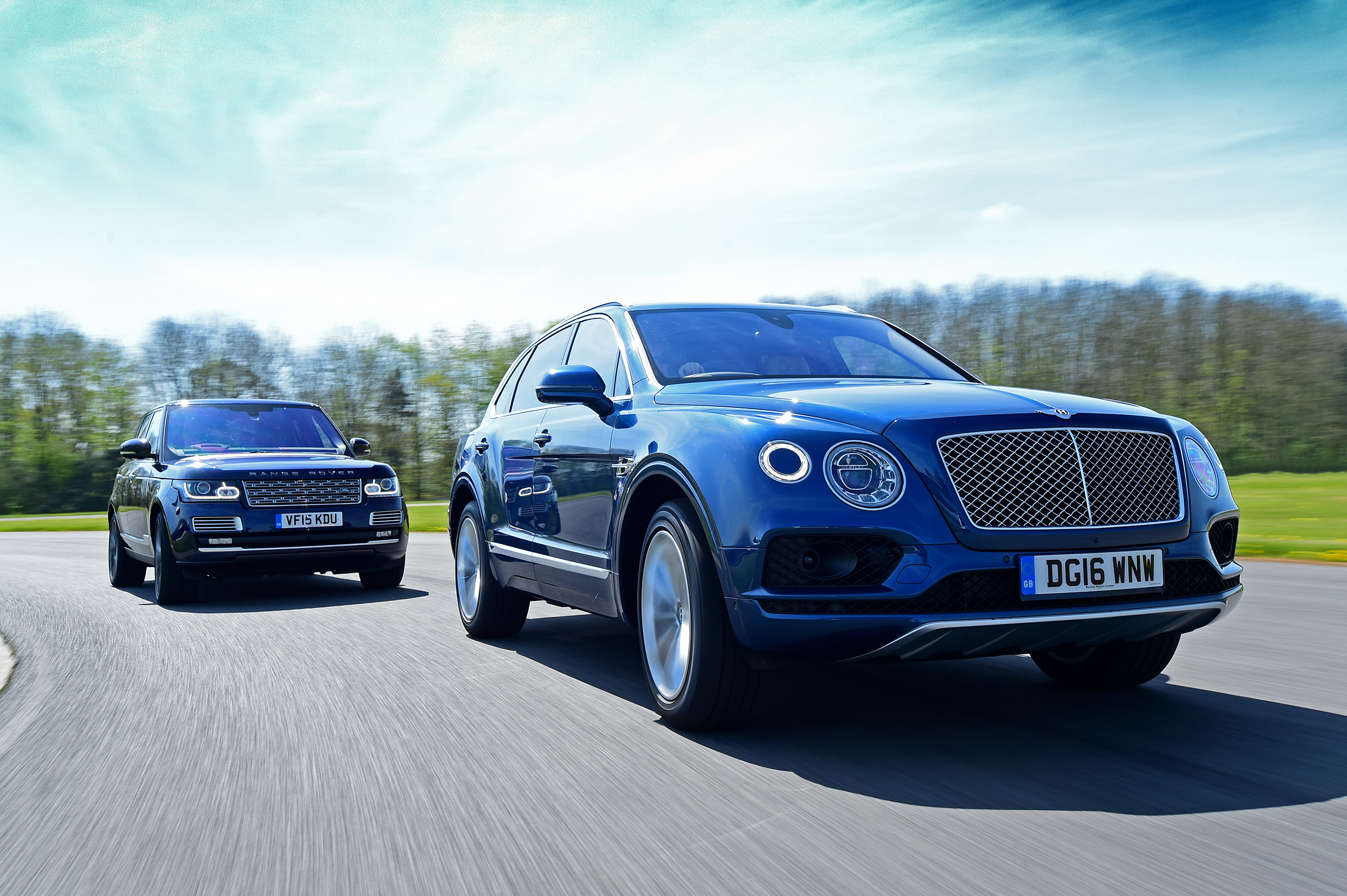 Bentley Bentayga vs Range Rover - head-to-head