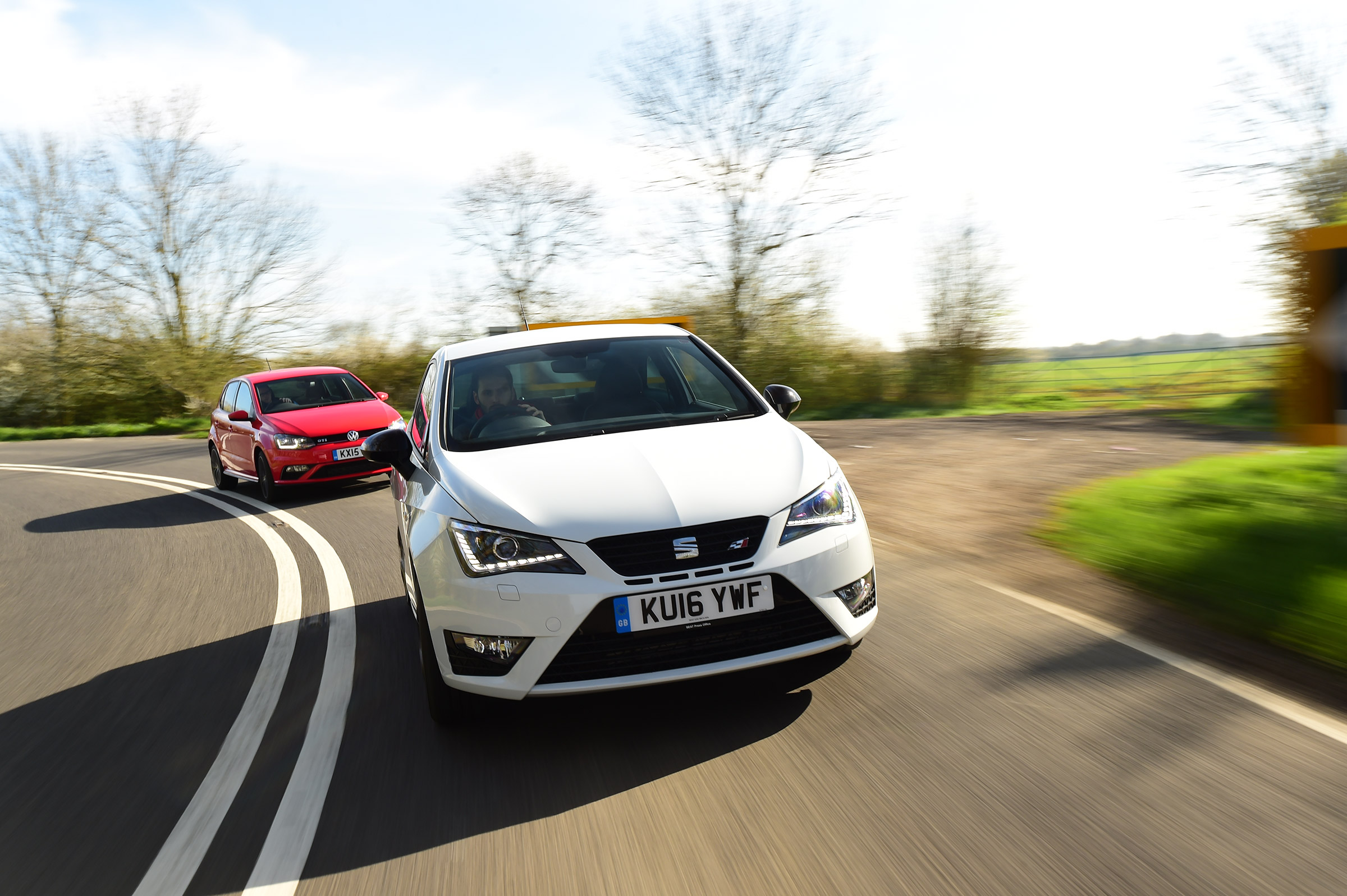 SEAT Ibiza Cupra vs VW Polo GTI - header 2