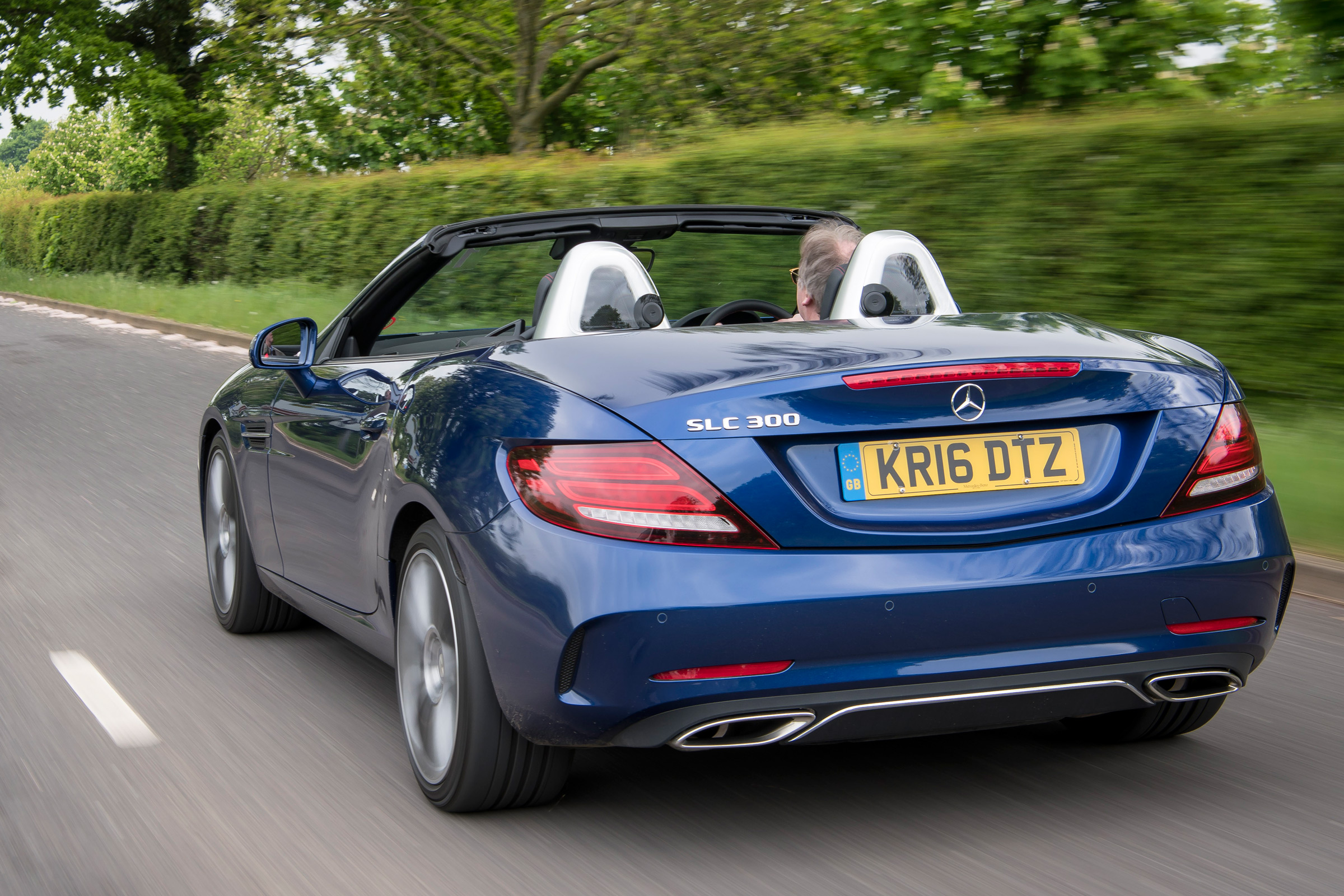 Mercedes SLC 300 2016 - rear tracking