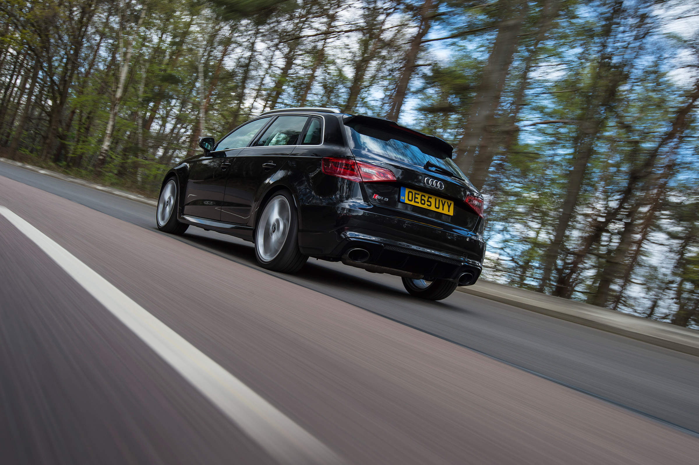 Audi RS3 group - rear tracking