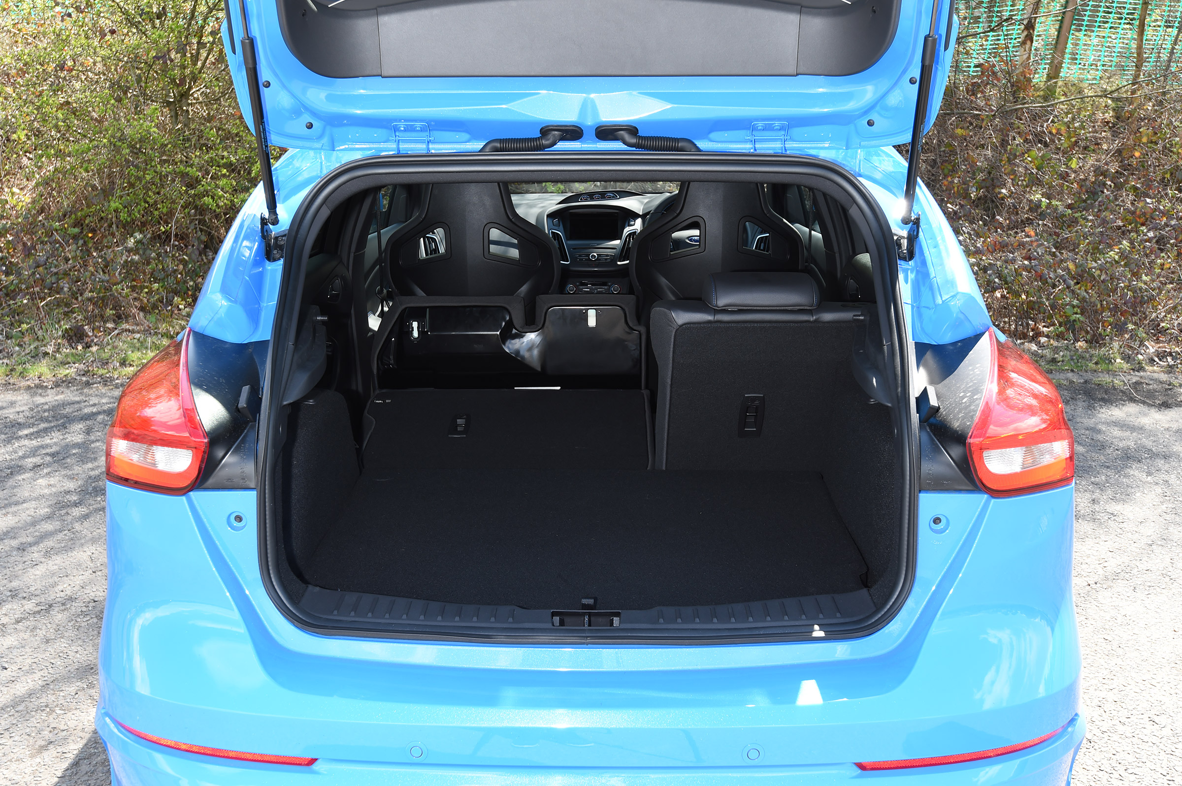 Ford Focus RS group - boot