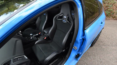 Ford Focus RS group - front seats
