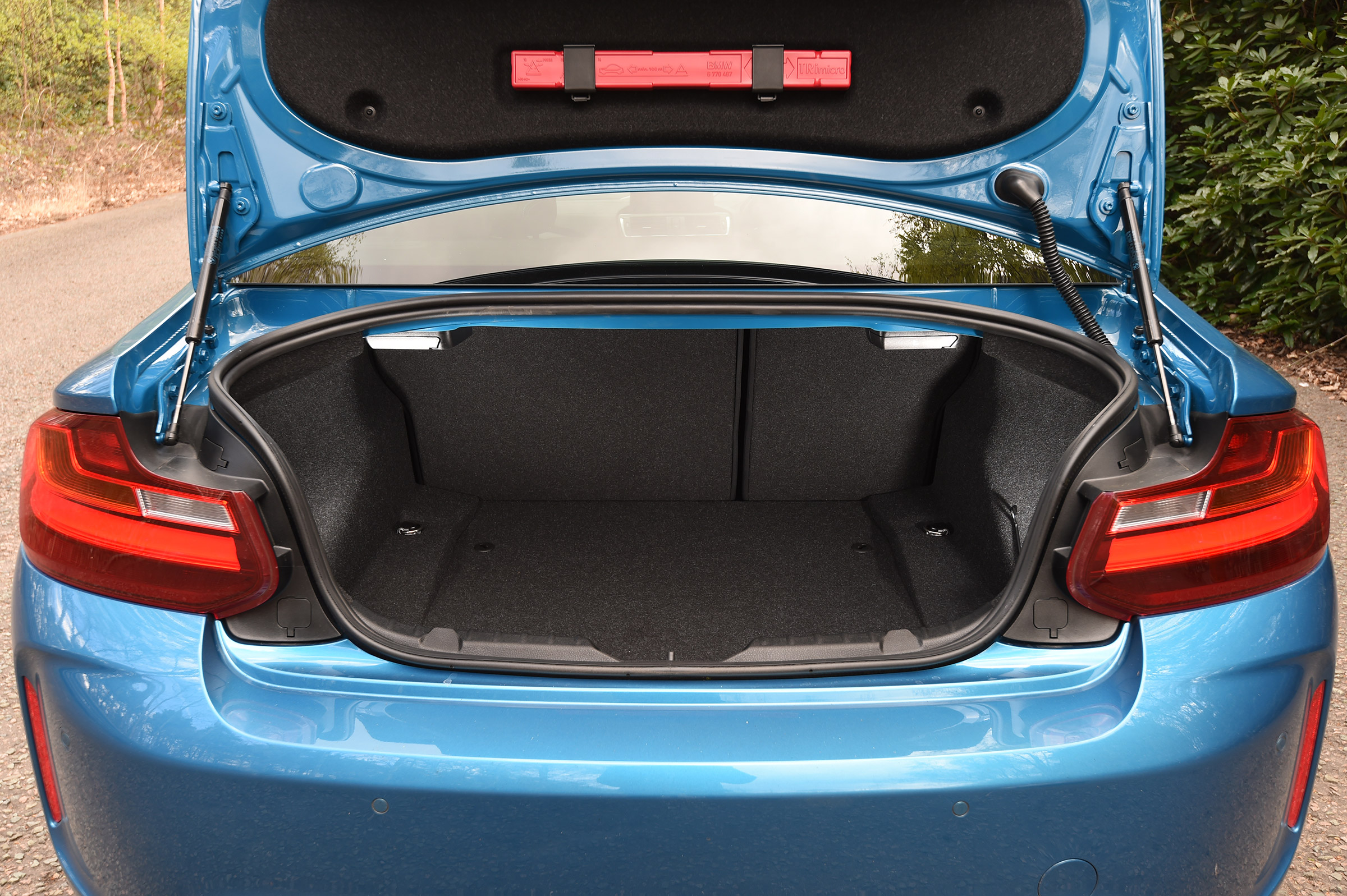 BMW M2 group - boot