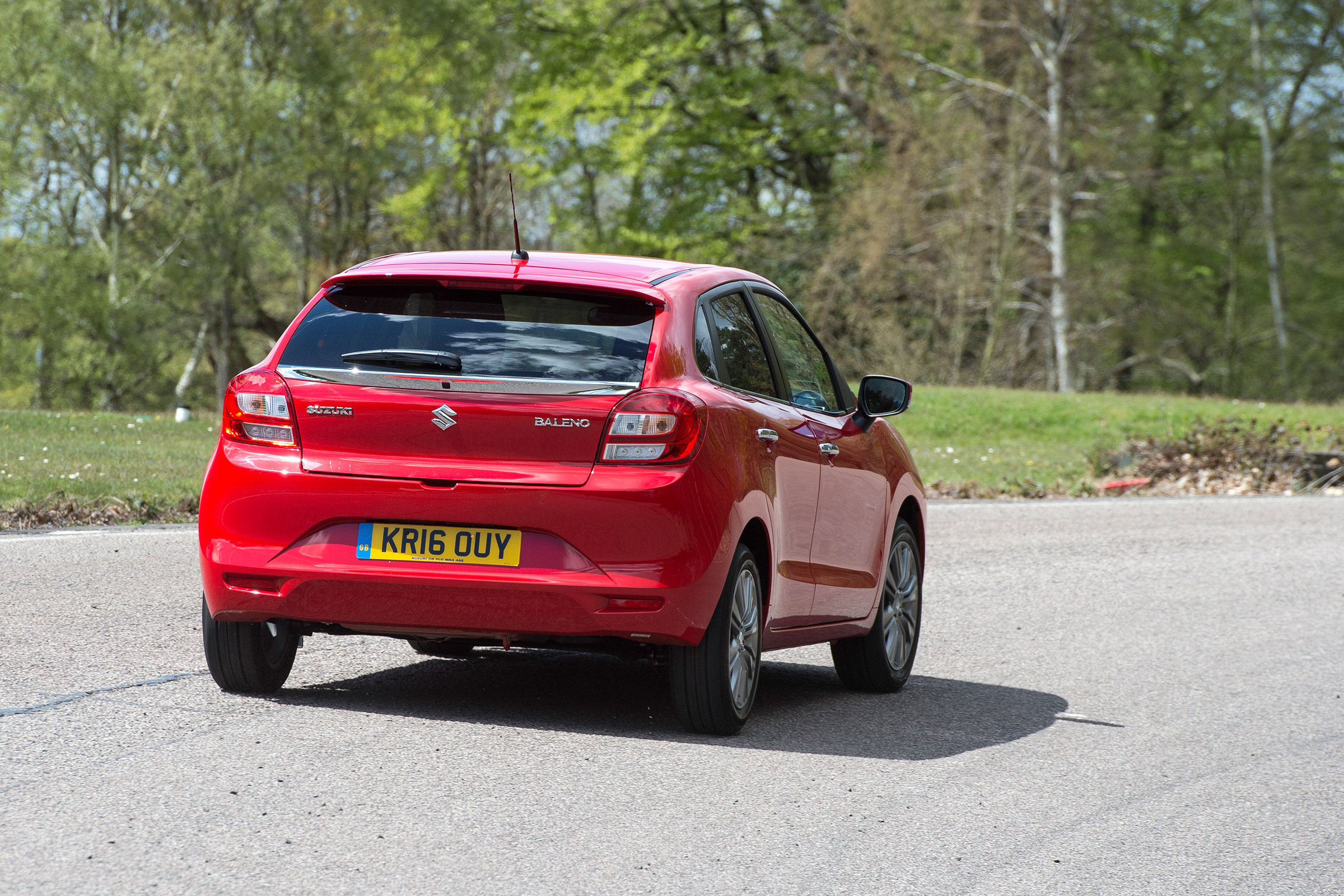Suzuki Baleno - rear cornering