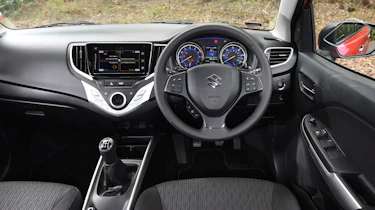 Suzuki Baleno - dash