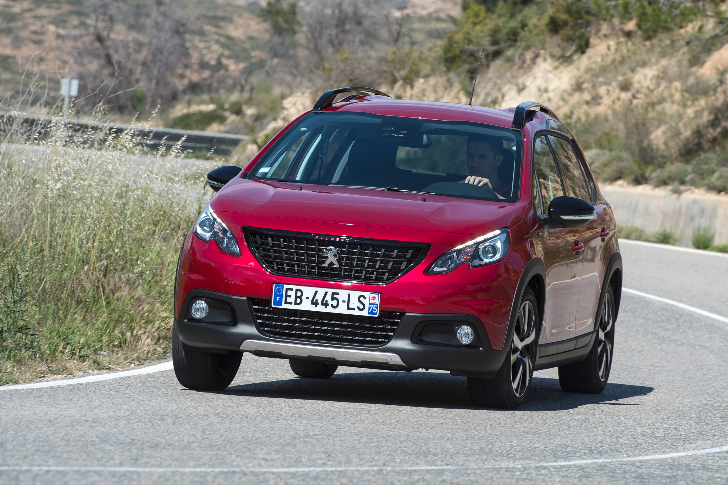 Peugeot 2008 - front cornering