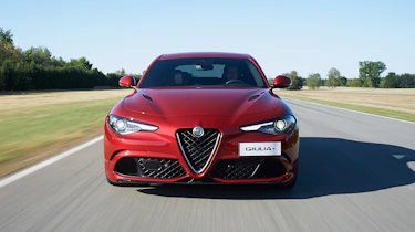 Alfa Romeo Giulia Quadrifoglio Verde QV 2016 - front tracking 2