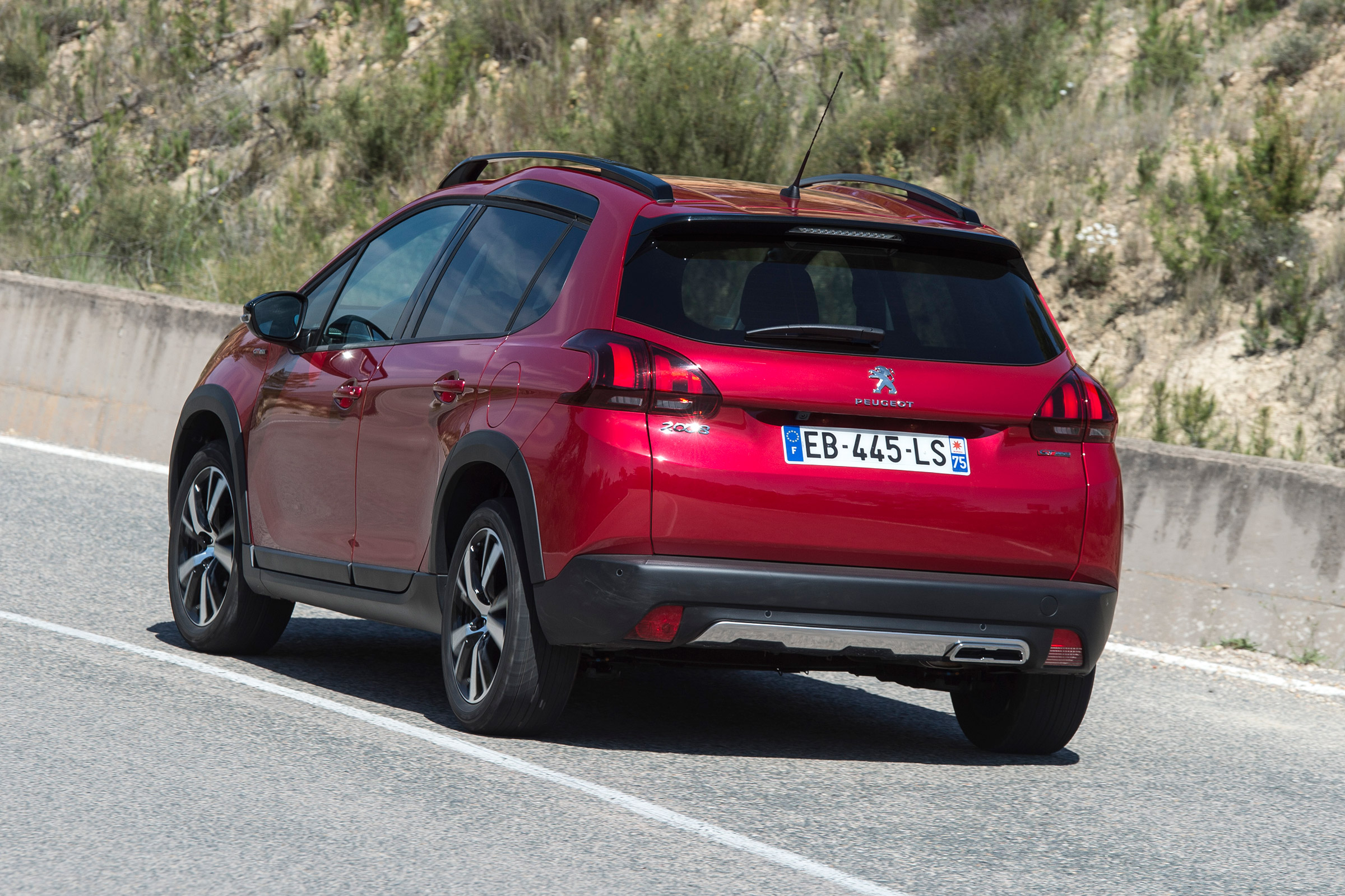 Peugeot 2008 - rear action