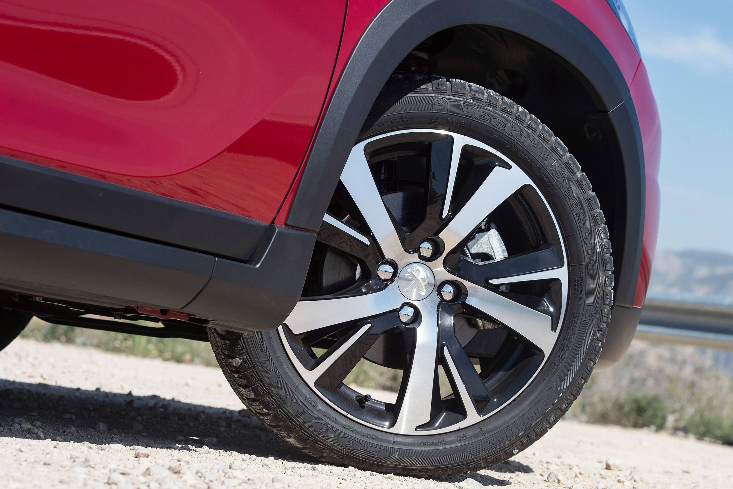 Peugeot 2008 - wheel detail