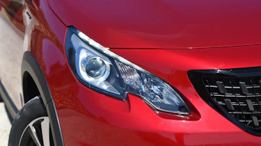 Peugeot 2008 - front light detail