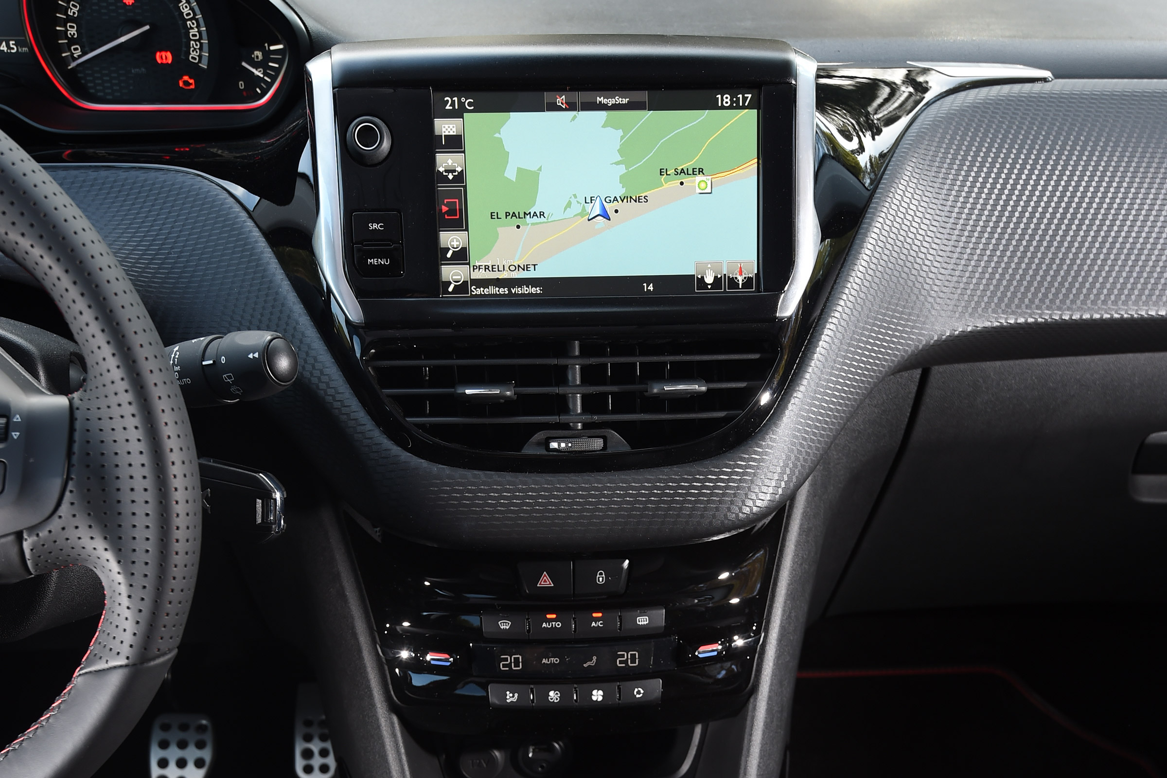Peugeot 2008 - centre console