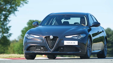 Alfa Romeo Giulia - front cornering