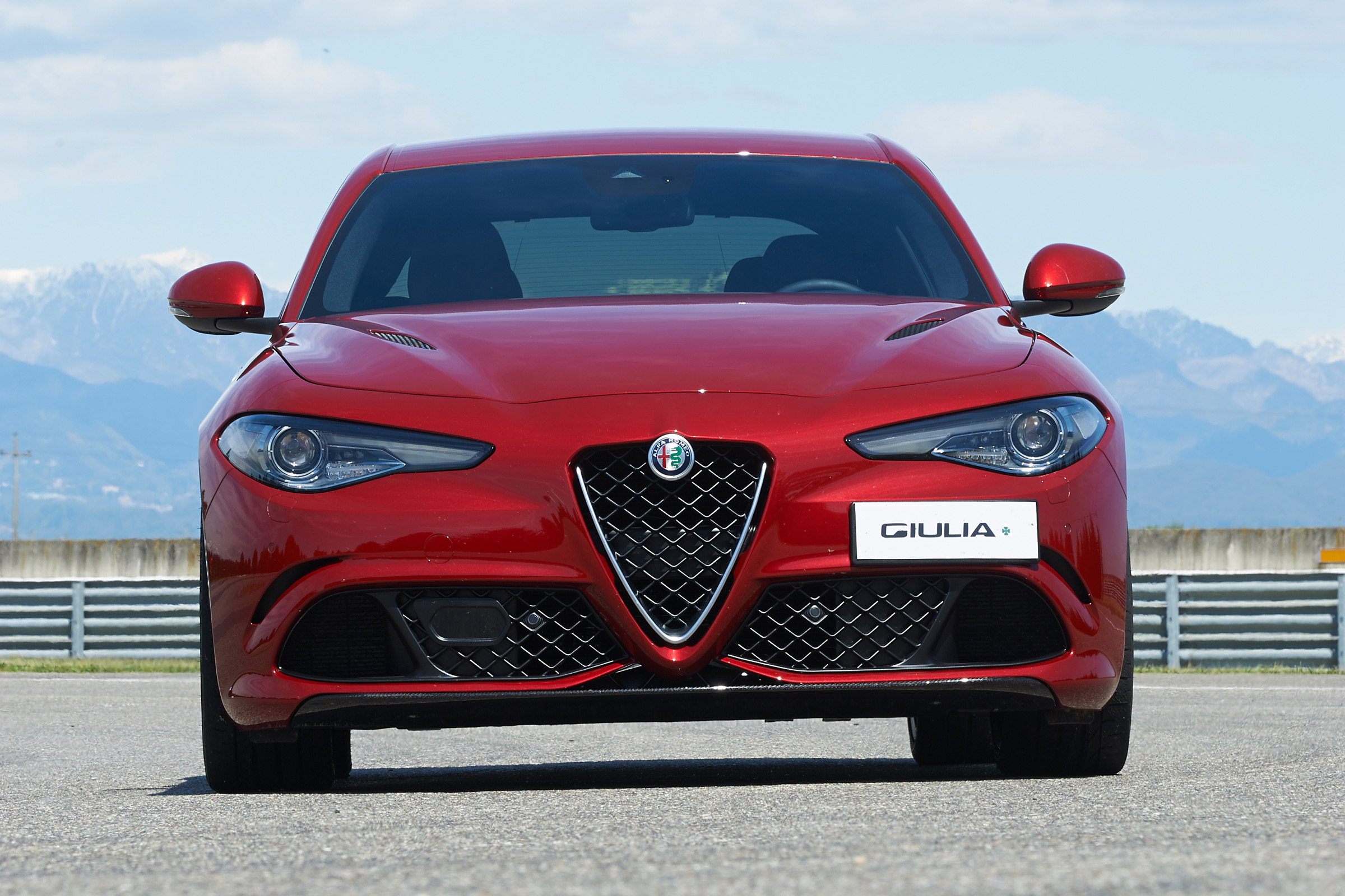 Alfa Romeo Giulia Quadrifoglio Verde QV 2016 - front detail