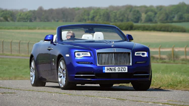 Rolls-Royce Dawn 2016 - front cornering 2