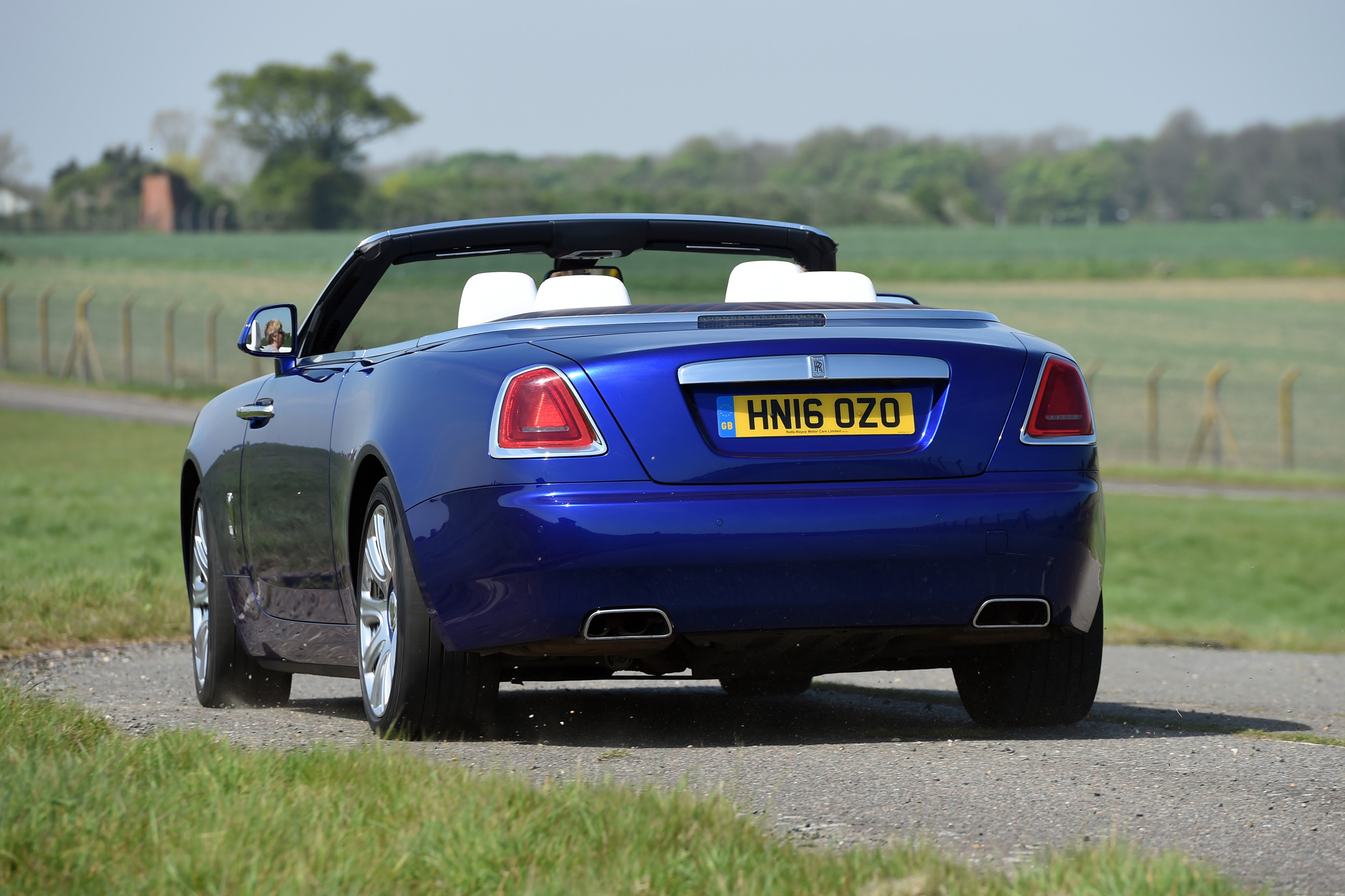 Rolls-Royce Dawn 2016 - rear cornering