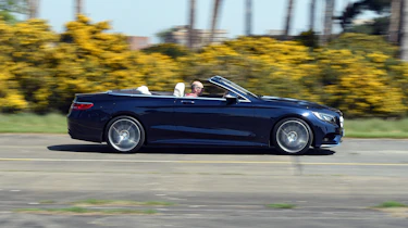 Mercedes S 500 Cabriolet 2016 - side tracking