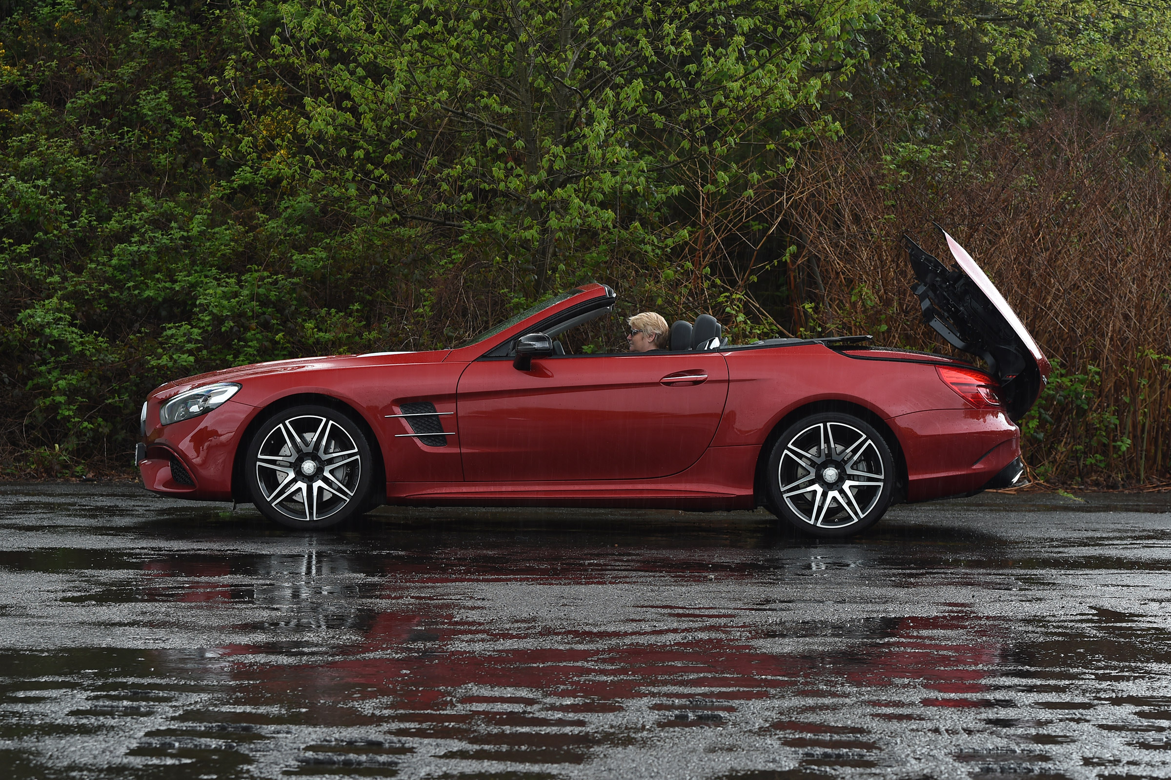 Mercedes SL 500 - roof closing 2