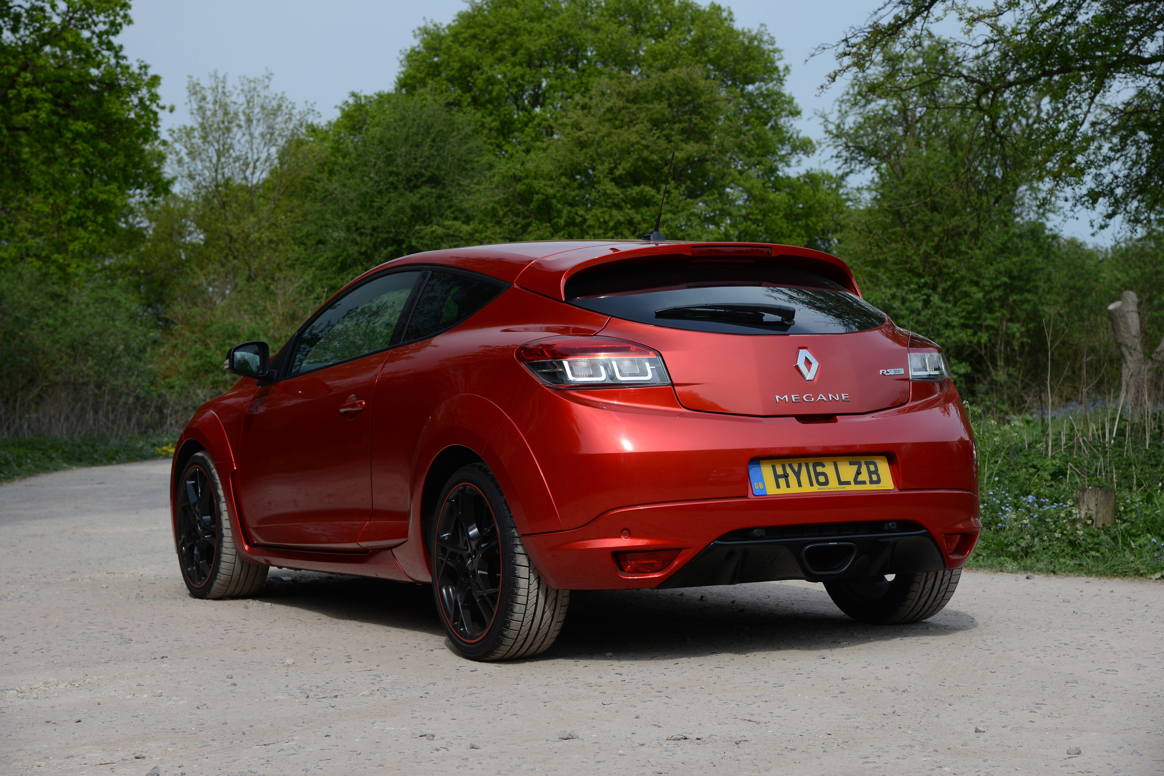 Renault Megane RS 275 Cup-S 2016 rear quarter