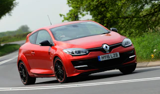 Renault Megane RS 275 Cup-S 2016 front cornering