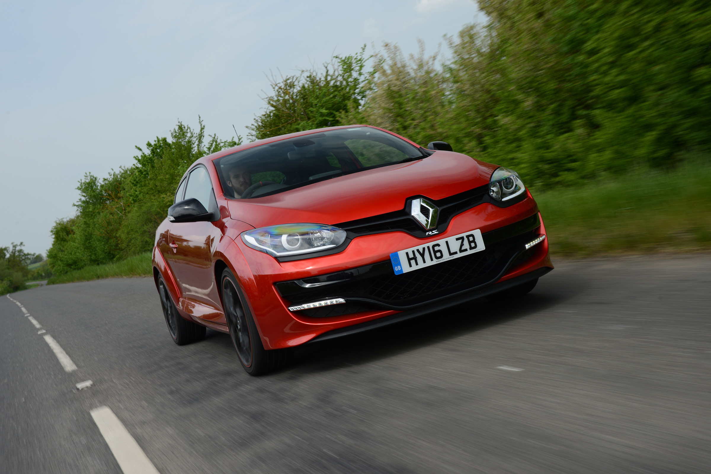 Renault Megane RS 275 Cup-S 2016 front tracking