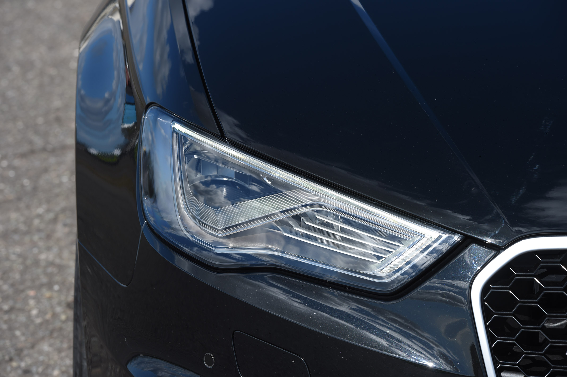 Audi RS3 group - headlight