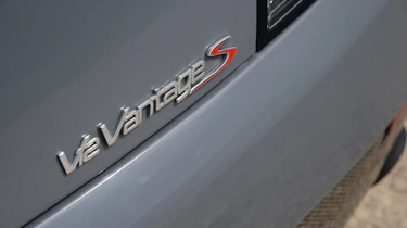 Aston Martin V12 Vantage S - rear badge