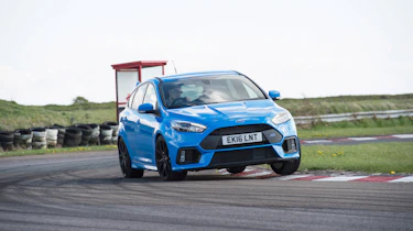 Ford Focus RS group - front tracking