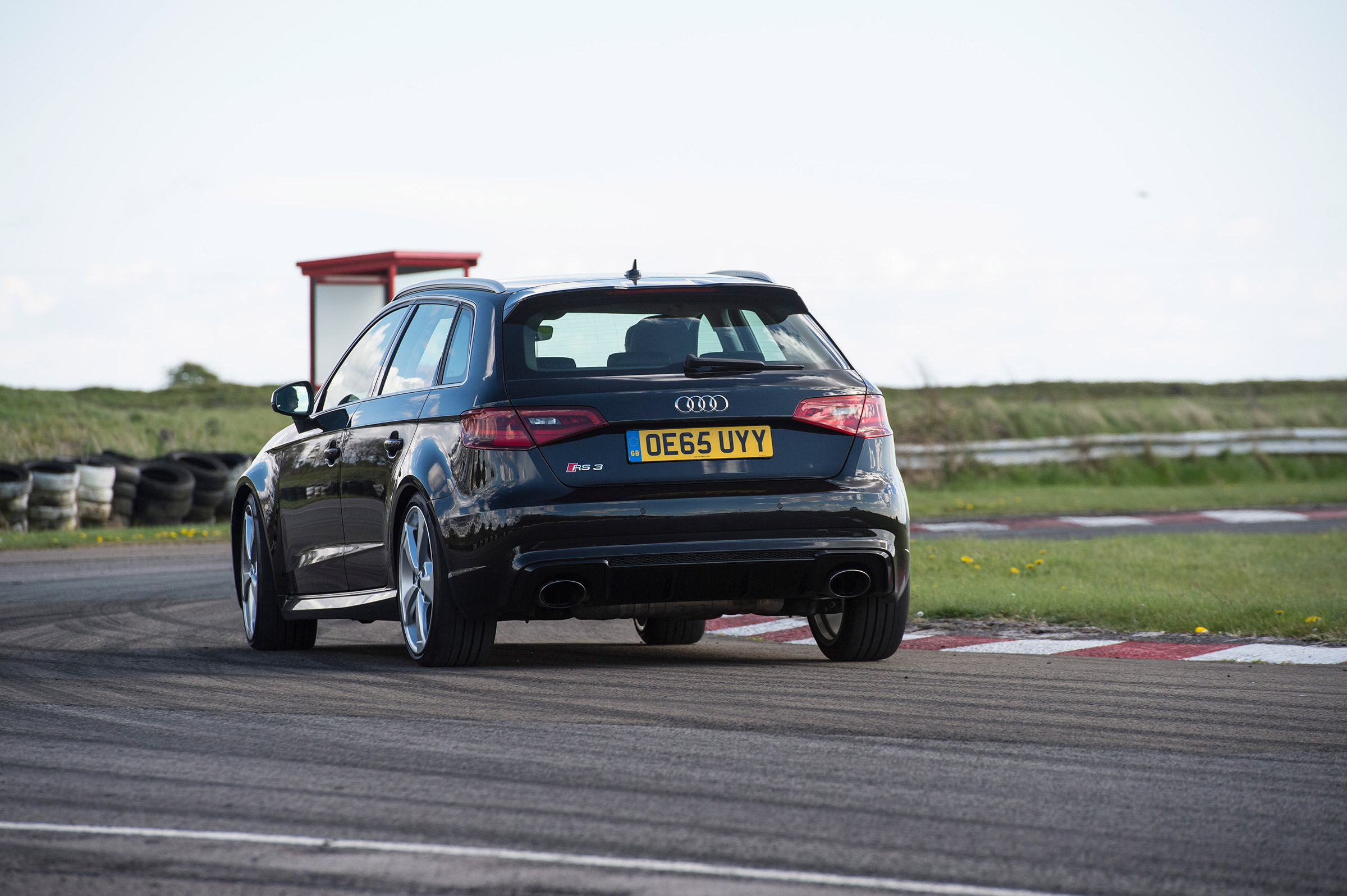 Audi RS3 group - rear cornering