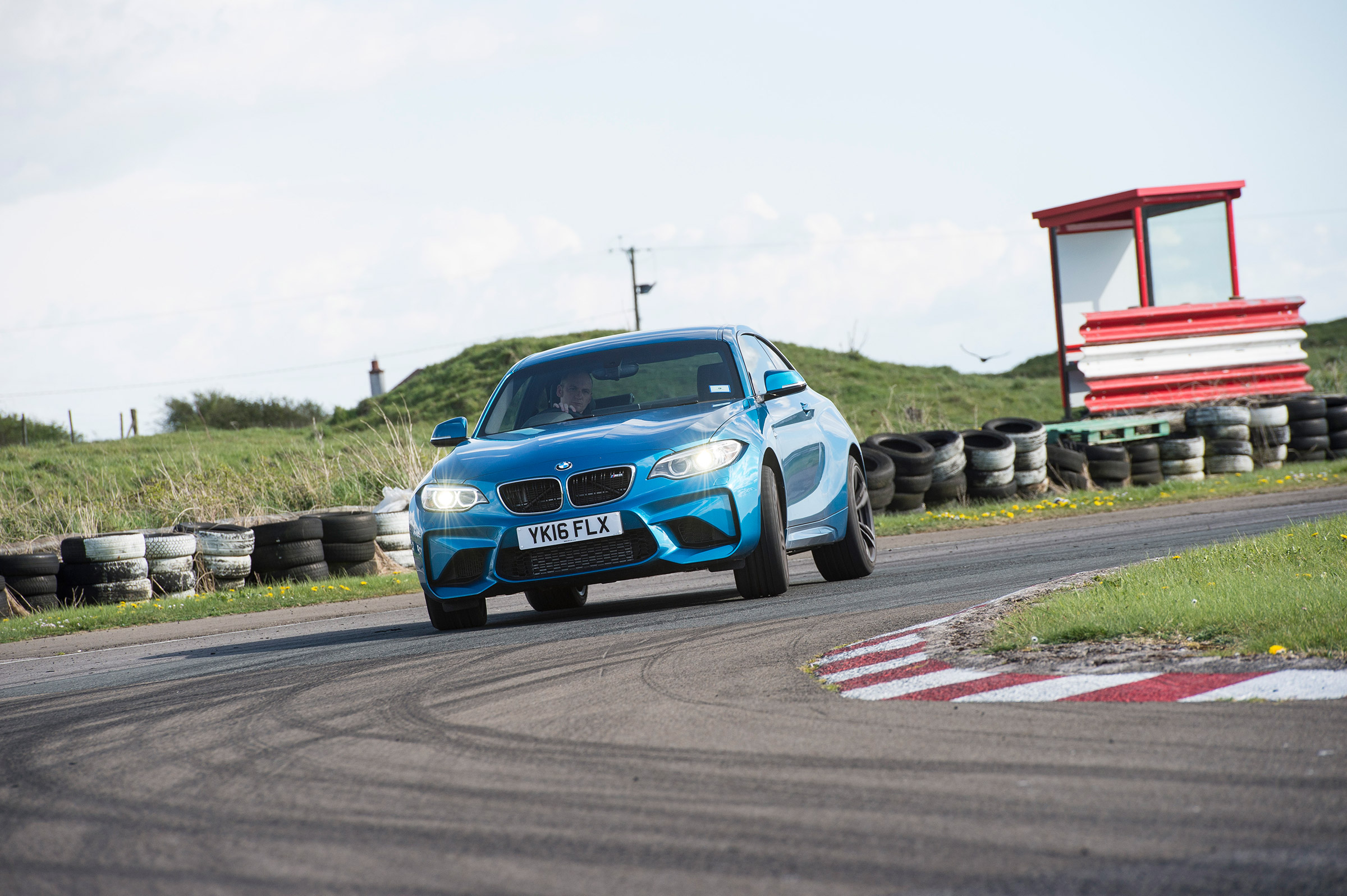 BMW M2 group - front cornering