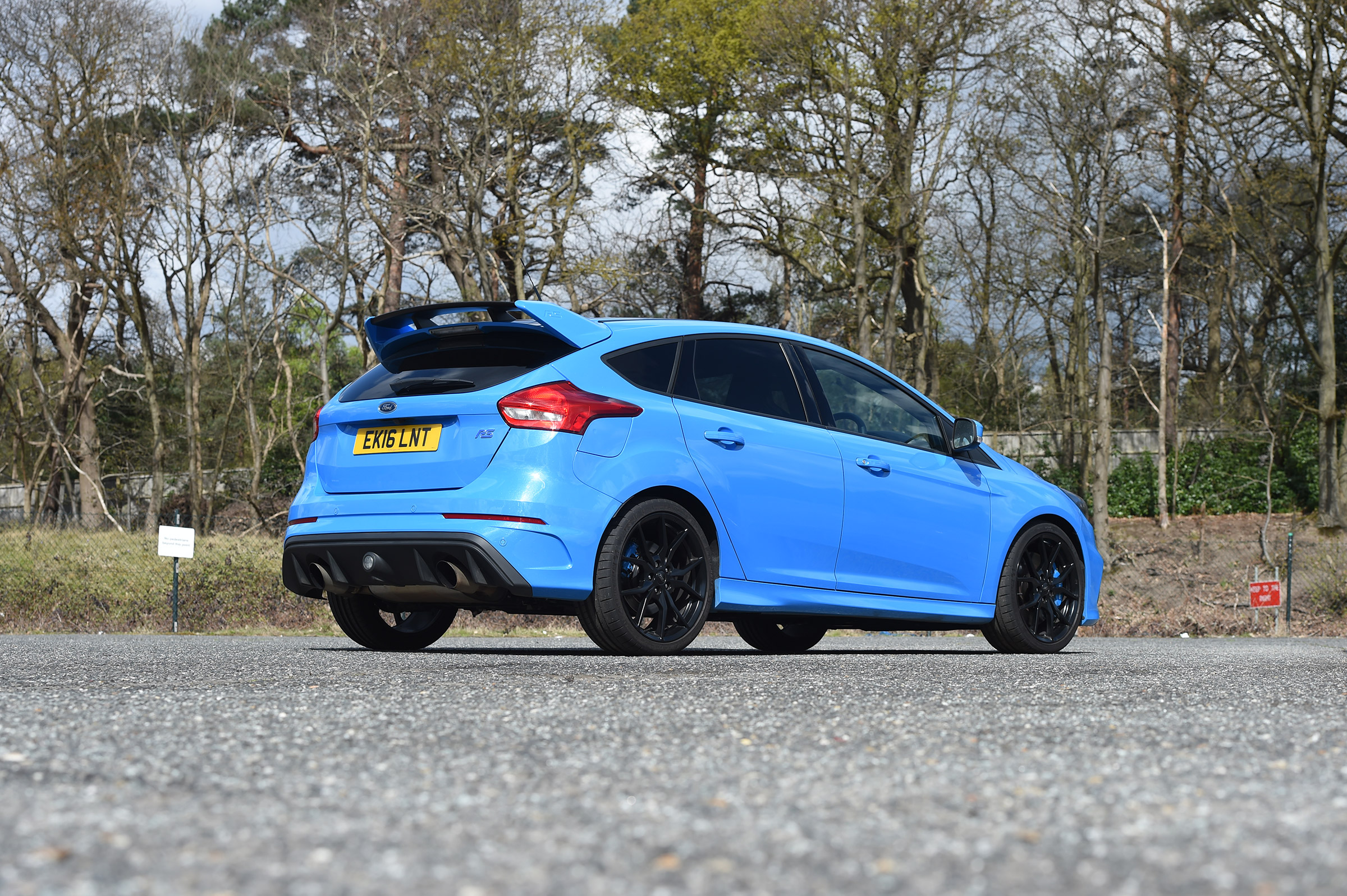 Ford Focus RS group - rear three quarter