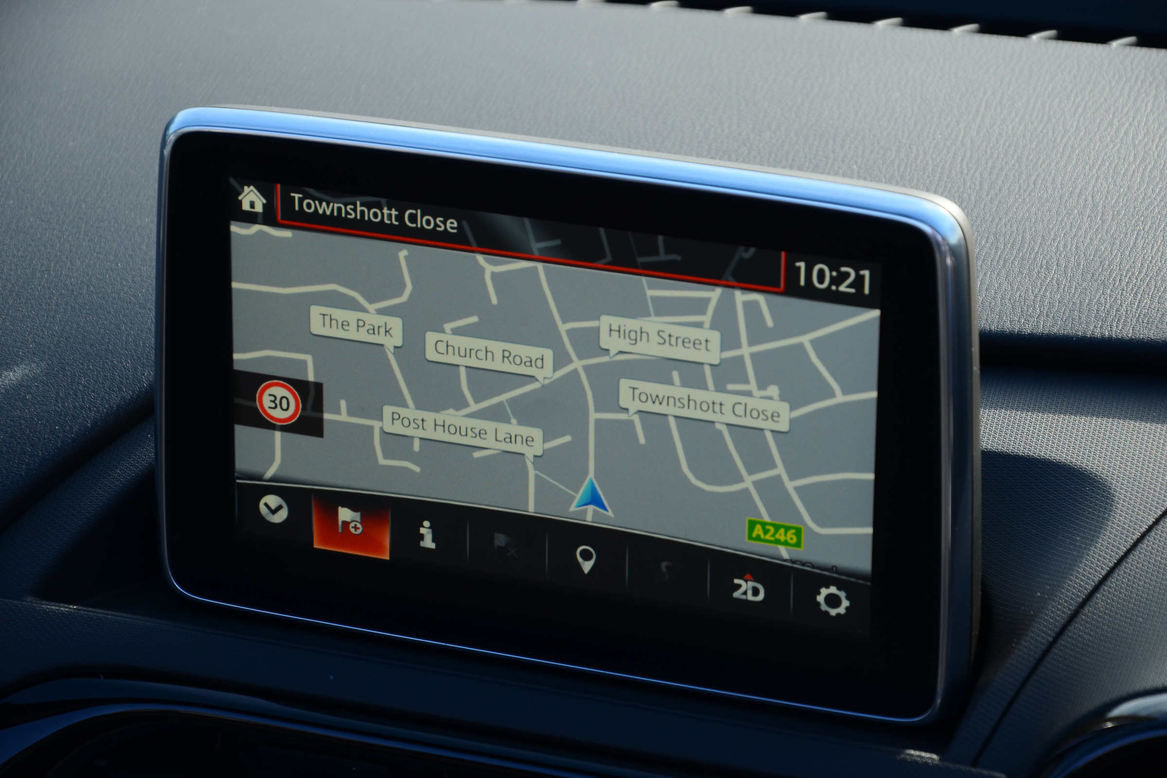 Long-term test review Mazda MX-5 - infotainment