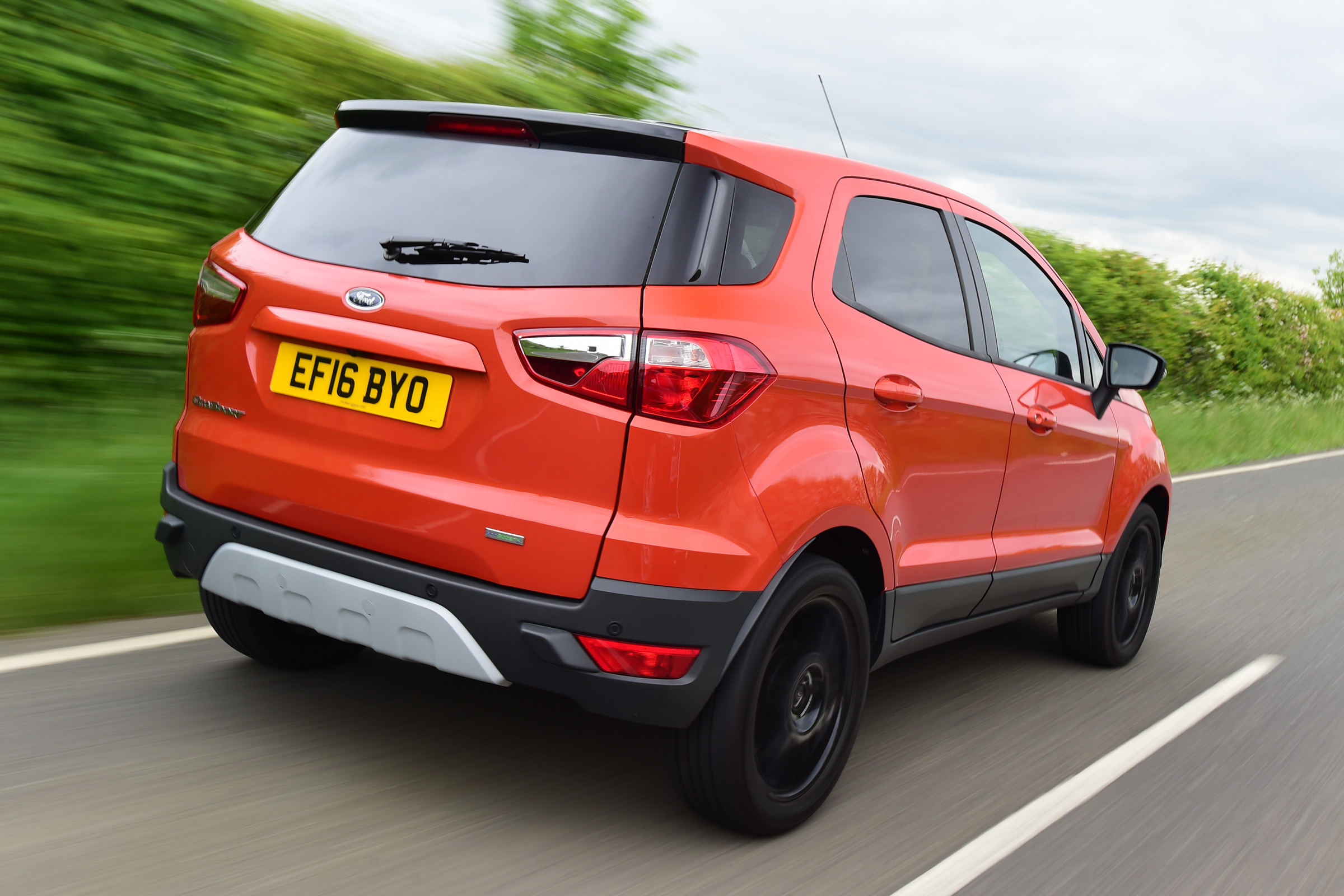 Ford EcoSport Titanium S 2016 - rear tracking