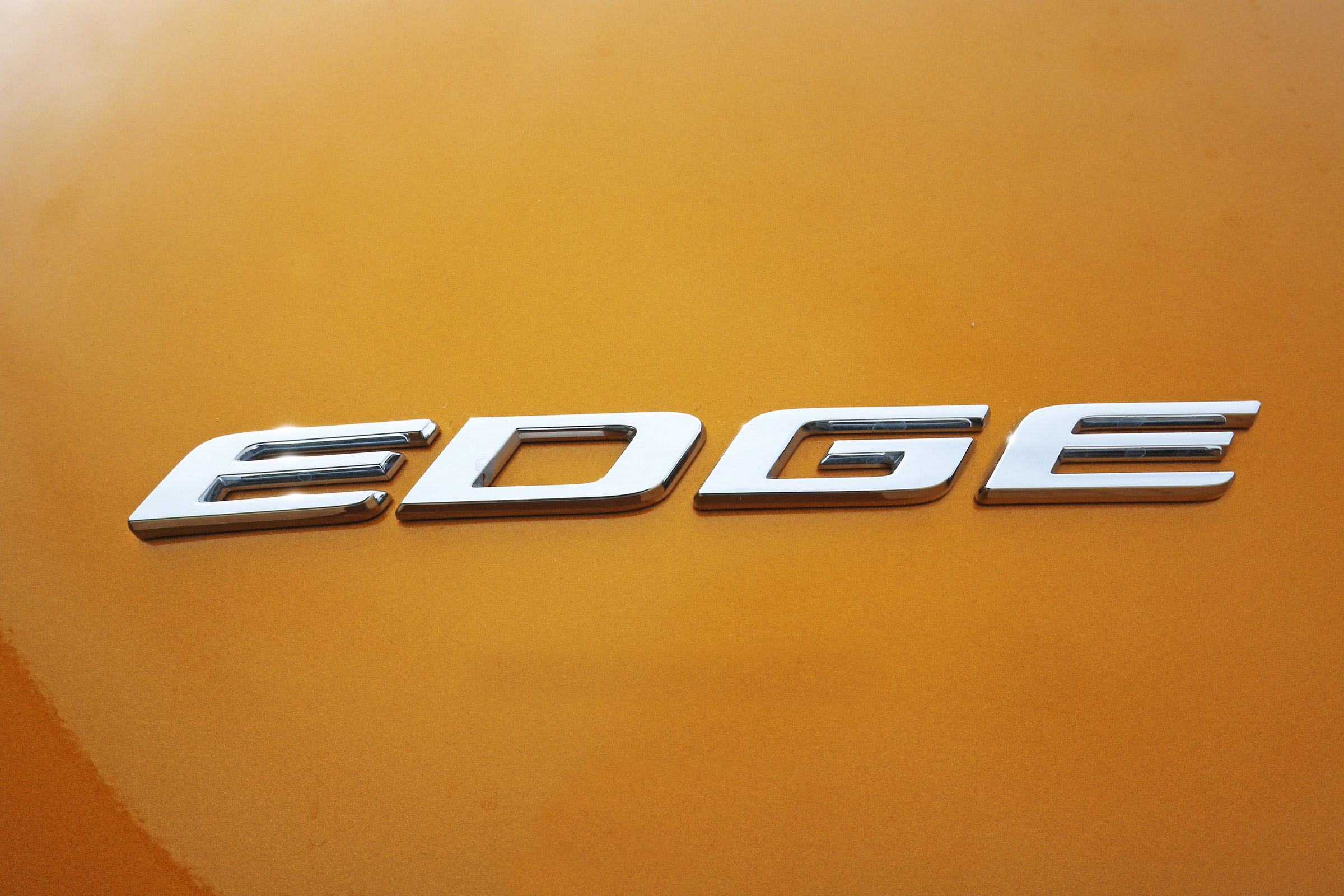 Ford Edge - Edge badge
