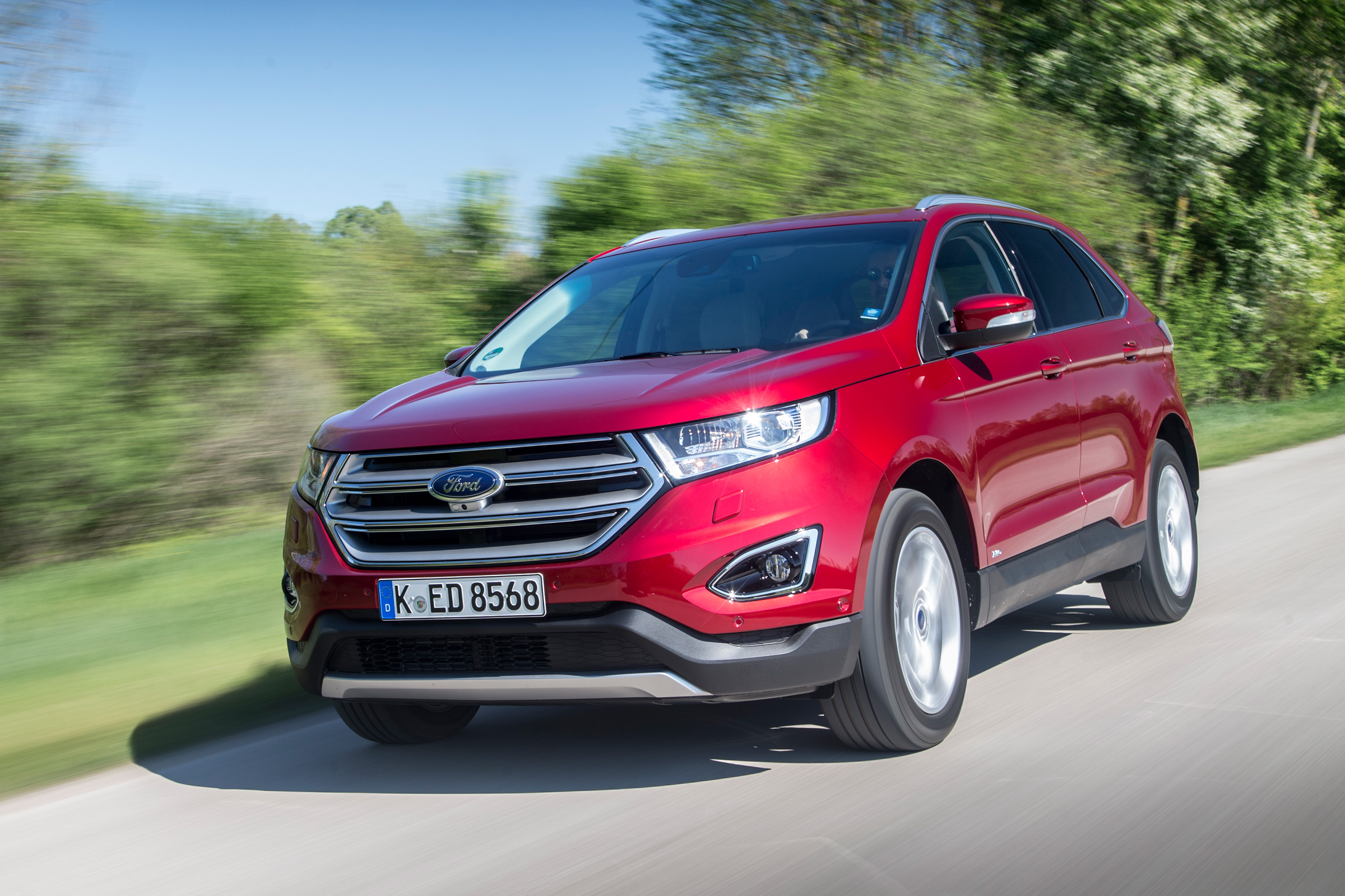 Ford Edge Titanium 2016 - front tracking 3