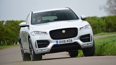 Jaguar F-Pace - front cornering