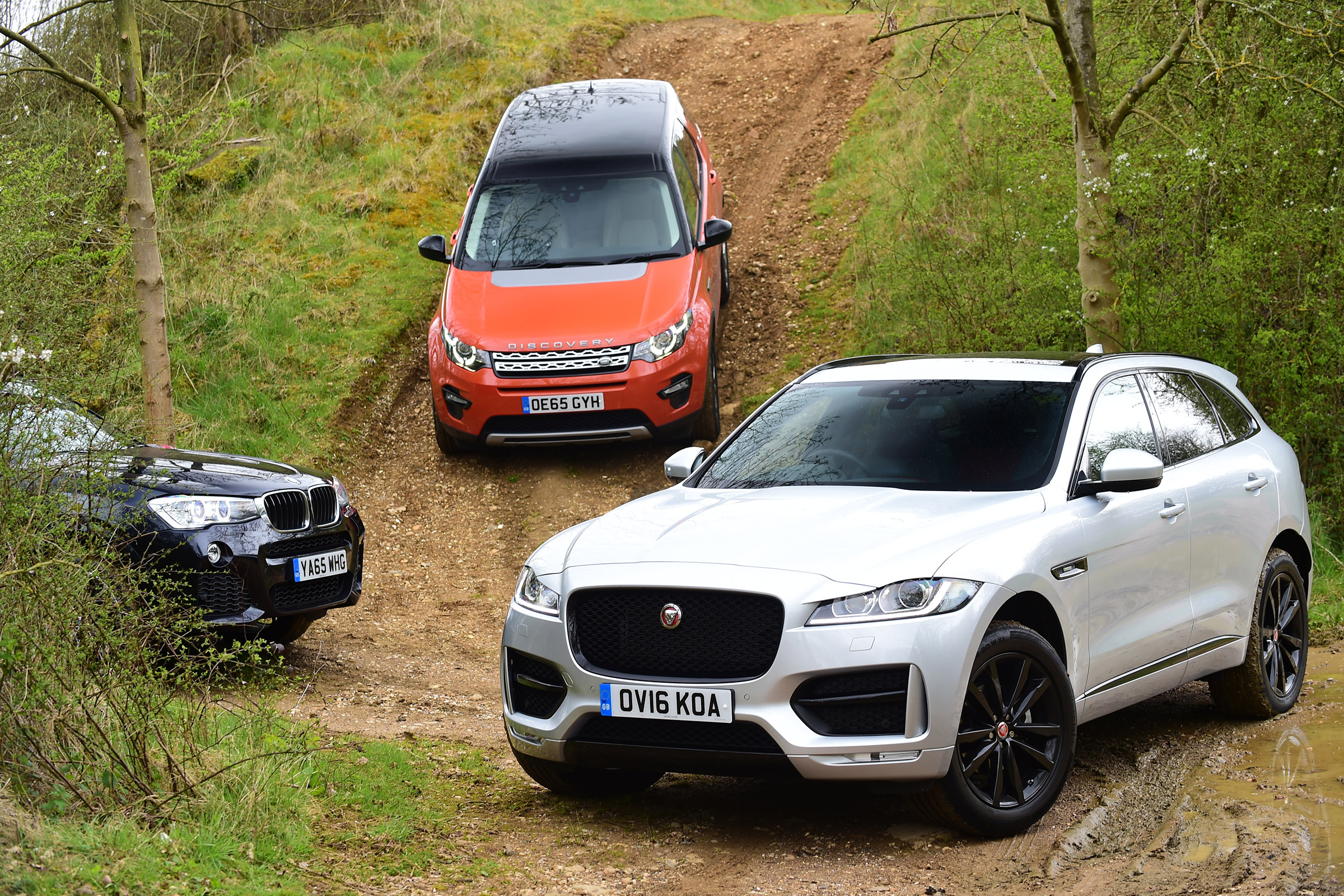Jaguar F-Pace vs Land Rover Discovery Sport vs BMW X3 - off-road header