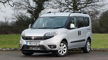 Fiat Doblo grey -