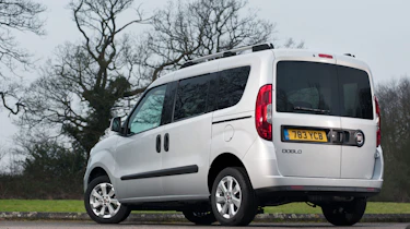 Fiat Doblo grey rear