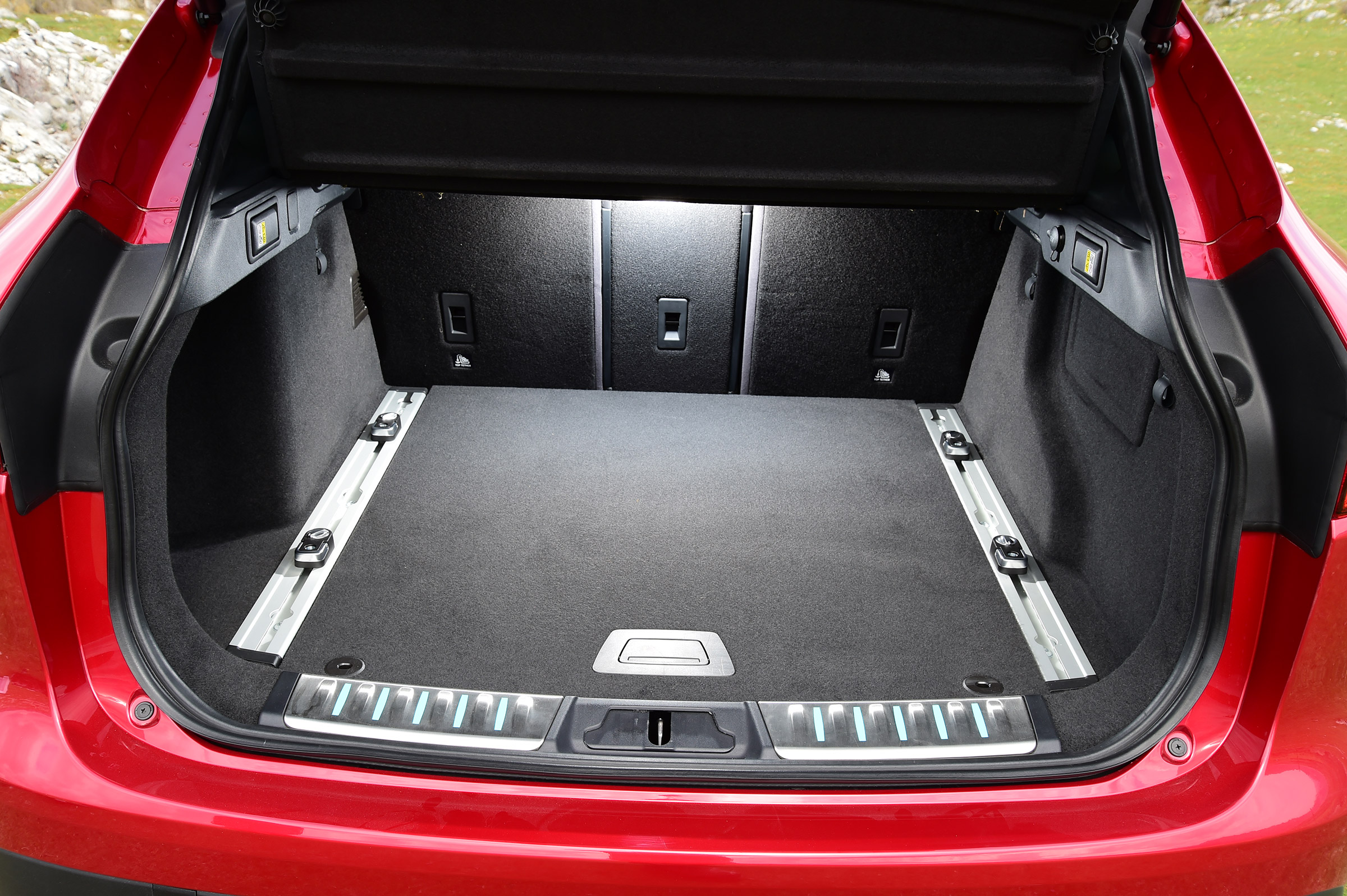 Jaguar F-Pace 3.0d V6 S - boot
