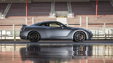 New Nissan GT-R 2016 side