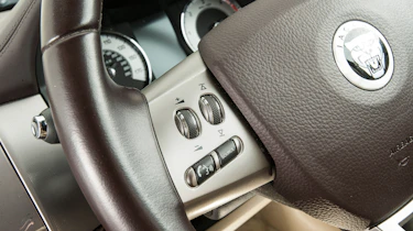 Used Jaguar XF - electrics