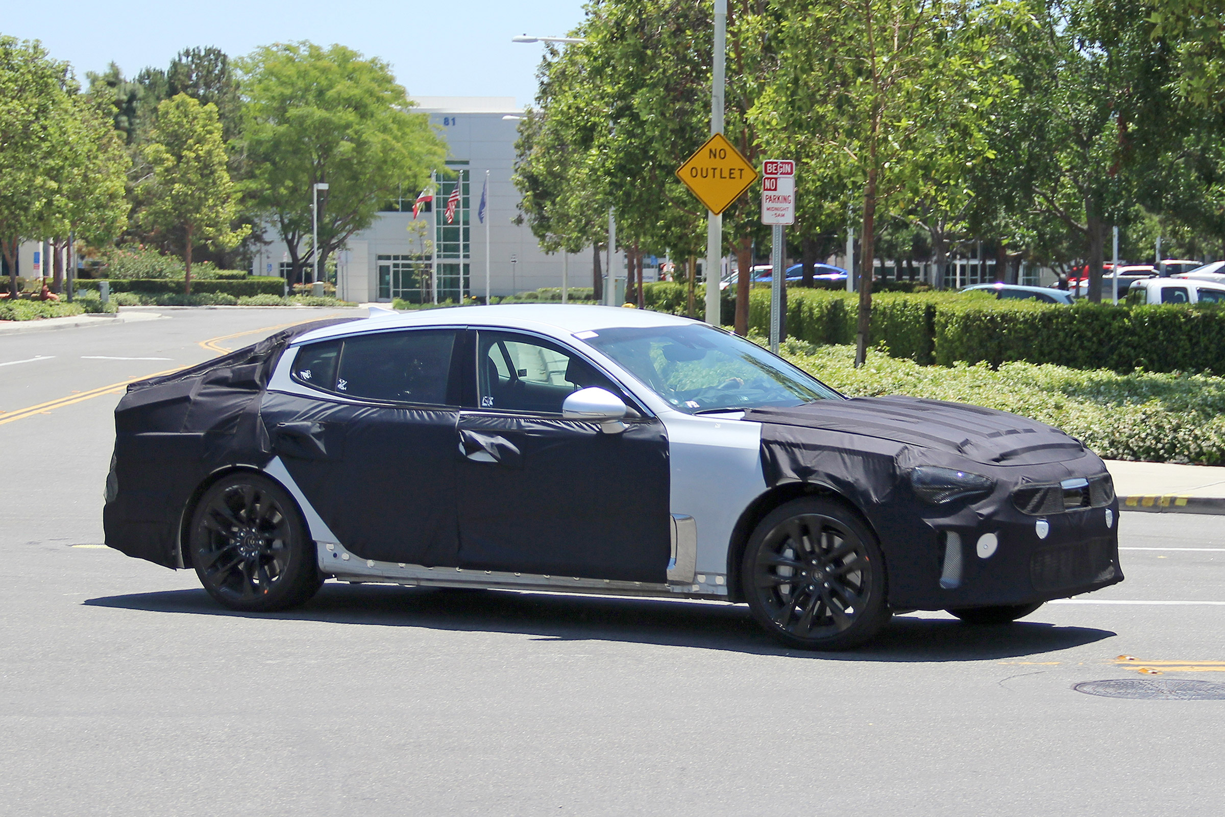 Kia GT spies side front