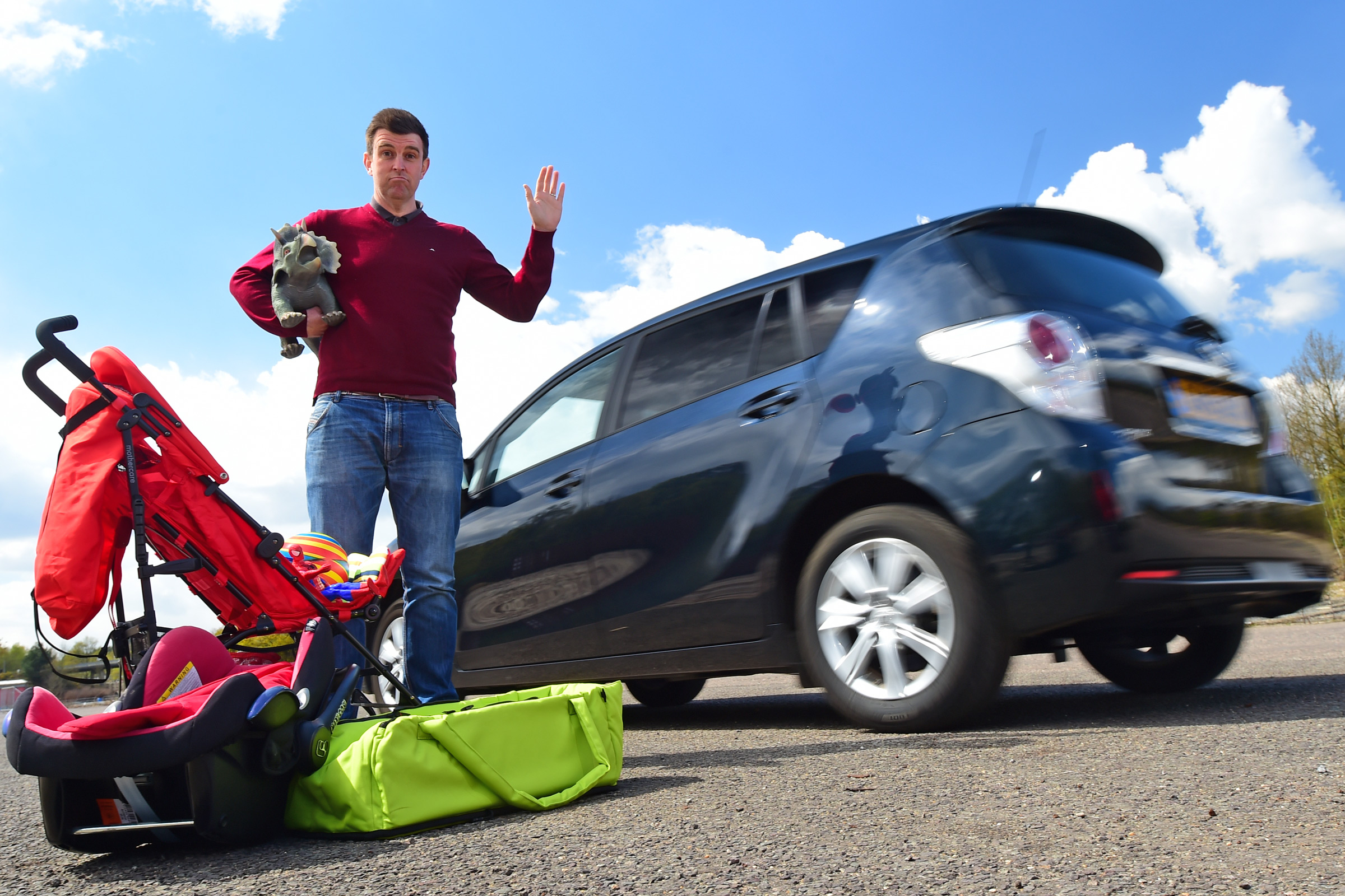 Long-term test review Toyota Verso - final report header
