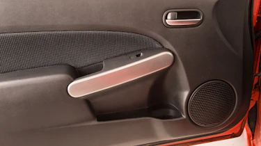 Used Mazda 2 - door handle