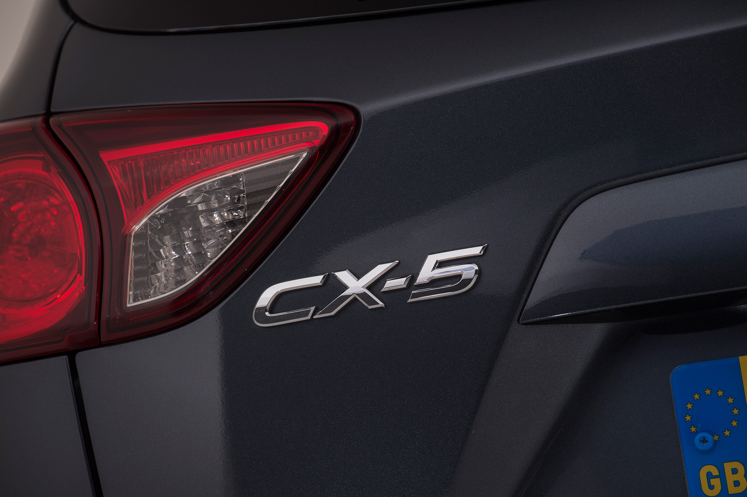 Mazda CX-5 used - badge