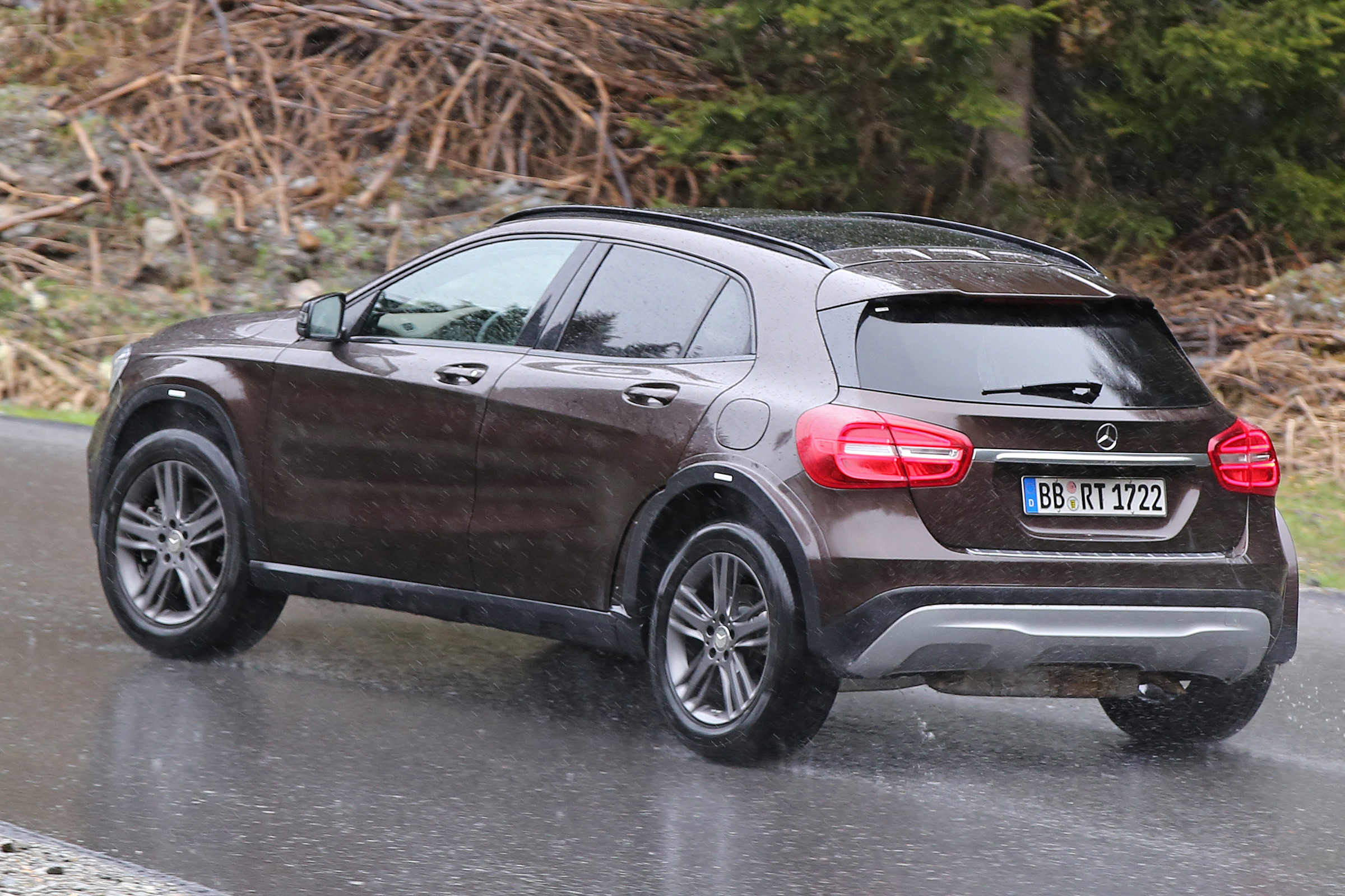 Mercedes GLB mule 8