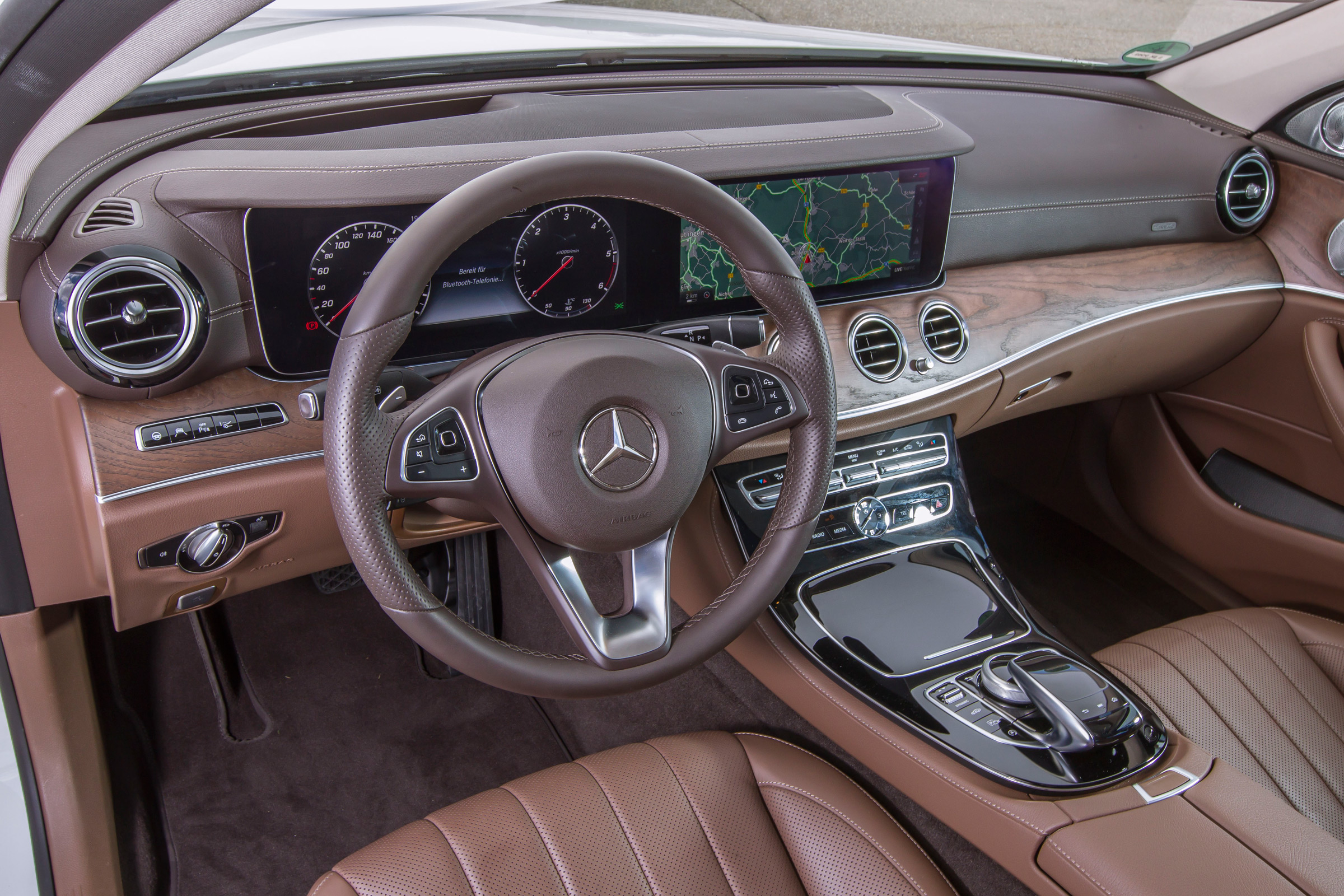 70 years of Mercedes E-Class - W213 2016 interior
