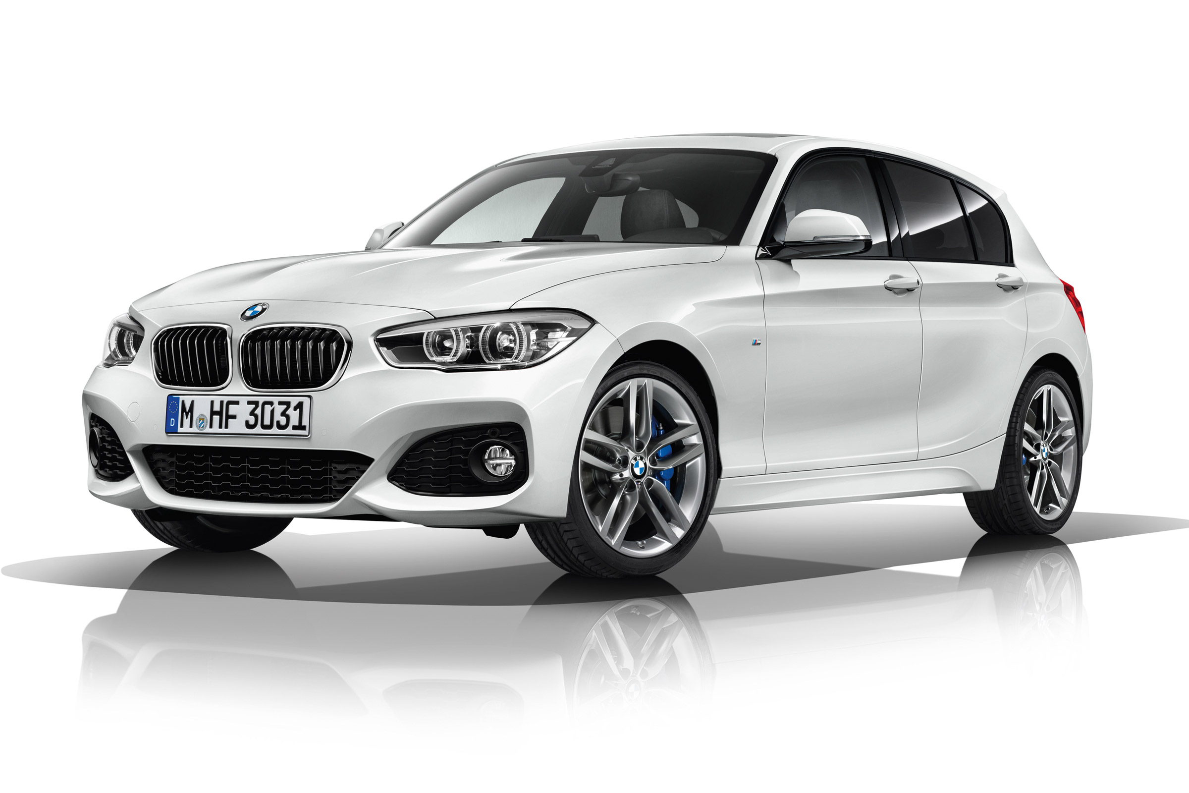 BMW M140i white