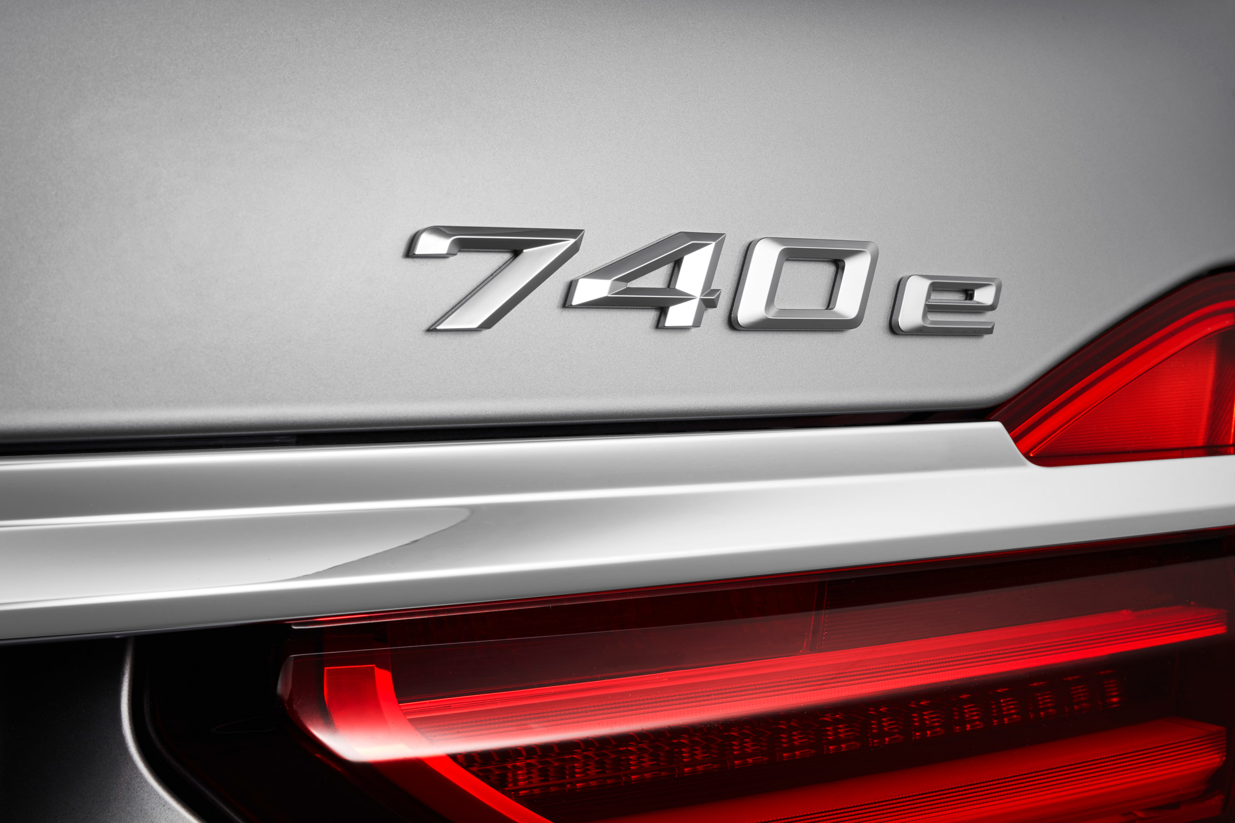 BMW 740e 